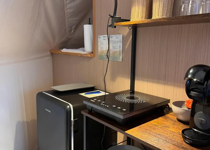 Glamping Luzec 네이데크